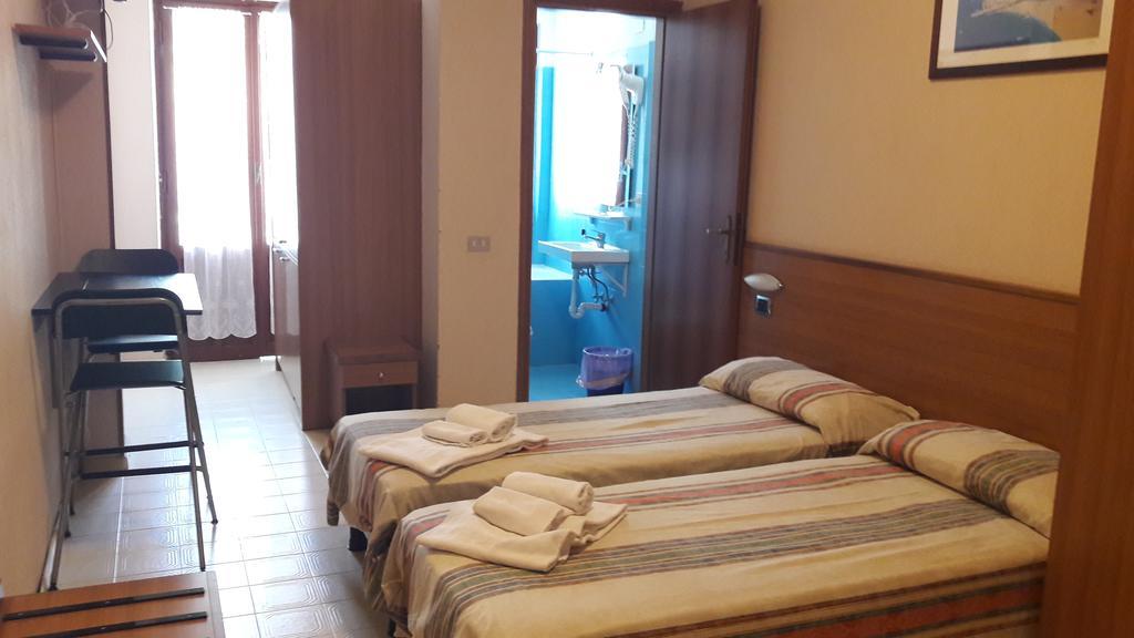 Hotel Residence Moneglia Exterior foto